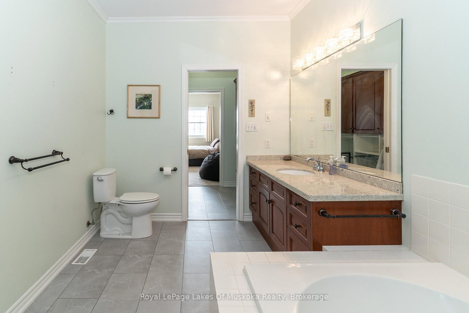 24 Ontario Street • #403 • Bracebridge, ON photo 28