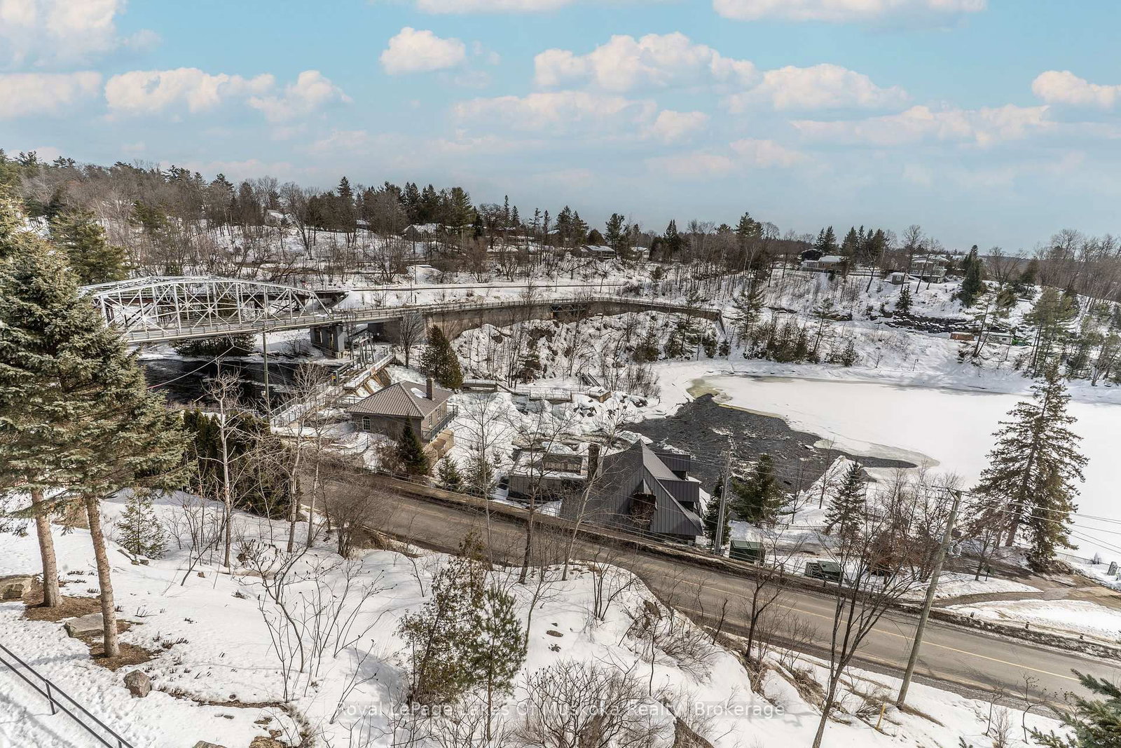 24 Ontario Street • #403 • Bracebridge, ON photo 4