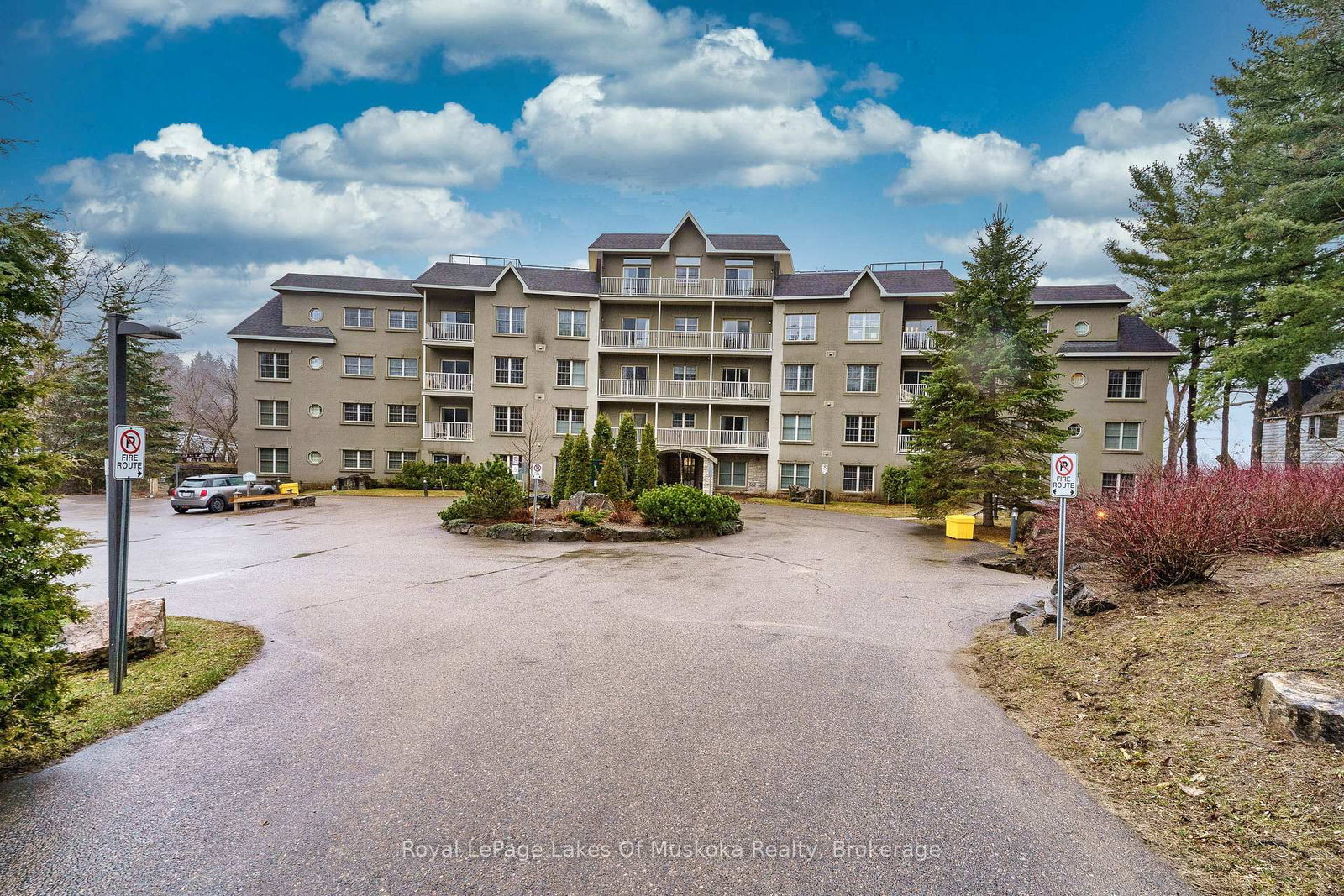 24 Ontario Street • #403 • Bracebridge, ON photo 43