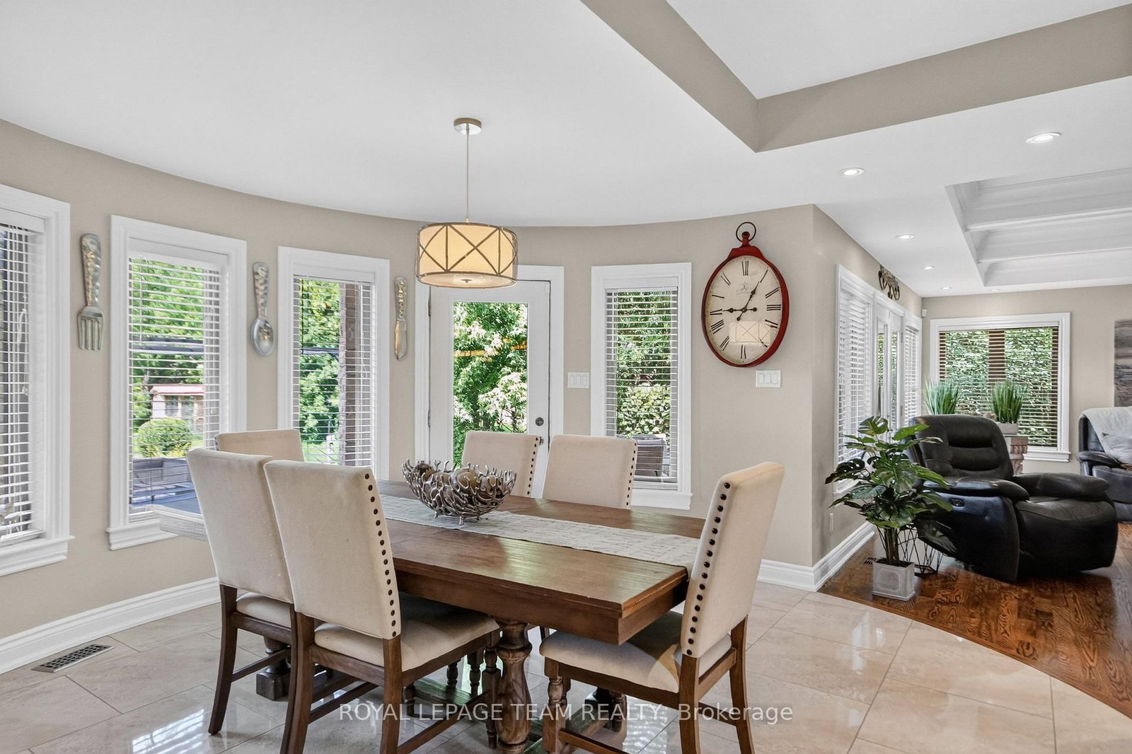 1425 Balmoral Drive • Ottawa, ON photo 12