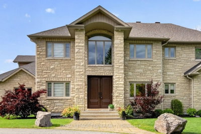 1425 Balmoral Drive • Ottawa, ON photo 3