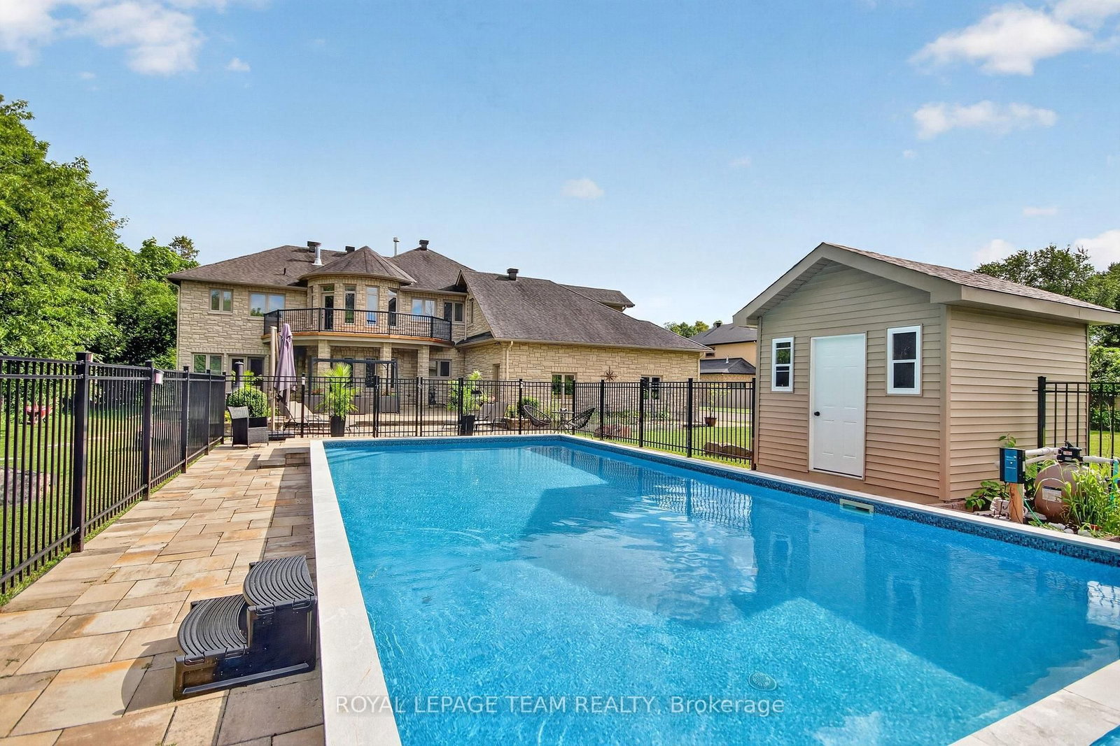 1425 Balmoral Drive • Ottawa, ON photo 38