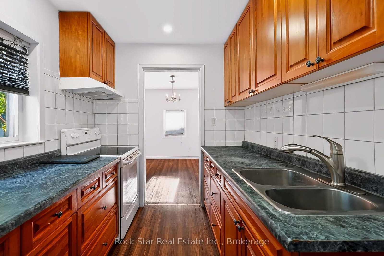 22 Rich Avenue • Cambridge, ON photo 14
