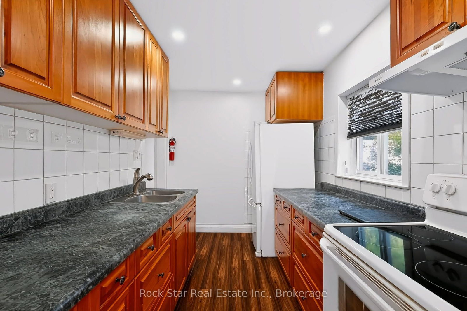 22 Rich Avenue • Cambridge, ON photo 15