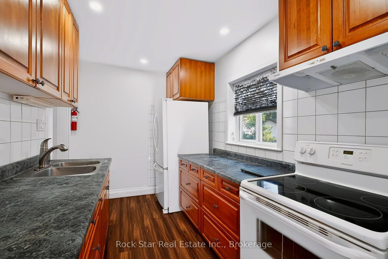 22 Rich Avenue • Cambridge, ON photo 16