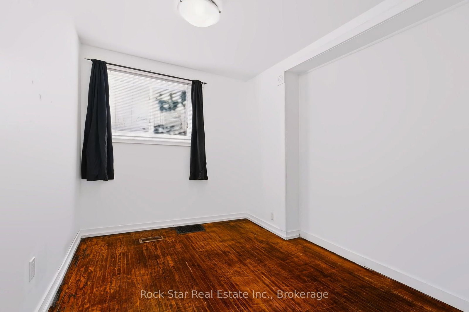 22 Rich Avenue • Cambridge, ON photo 23