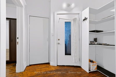 22 Rich Avenue • Cambridge, ON photo 4