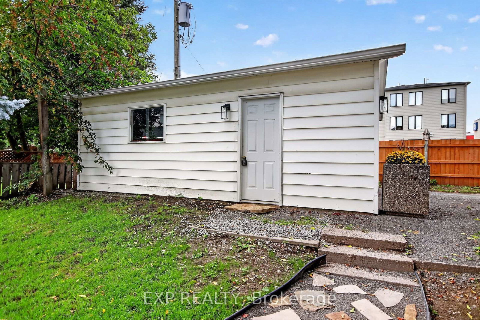 86 Daniel Street N • Arnprior, ON photo 43