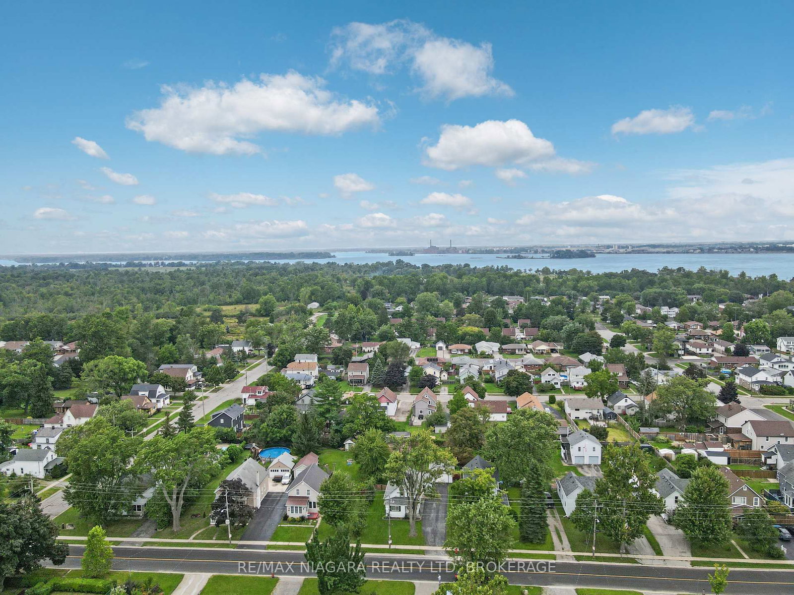 358 Phipps Street • Fort Erie, ON photo 28