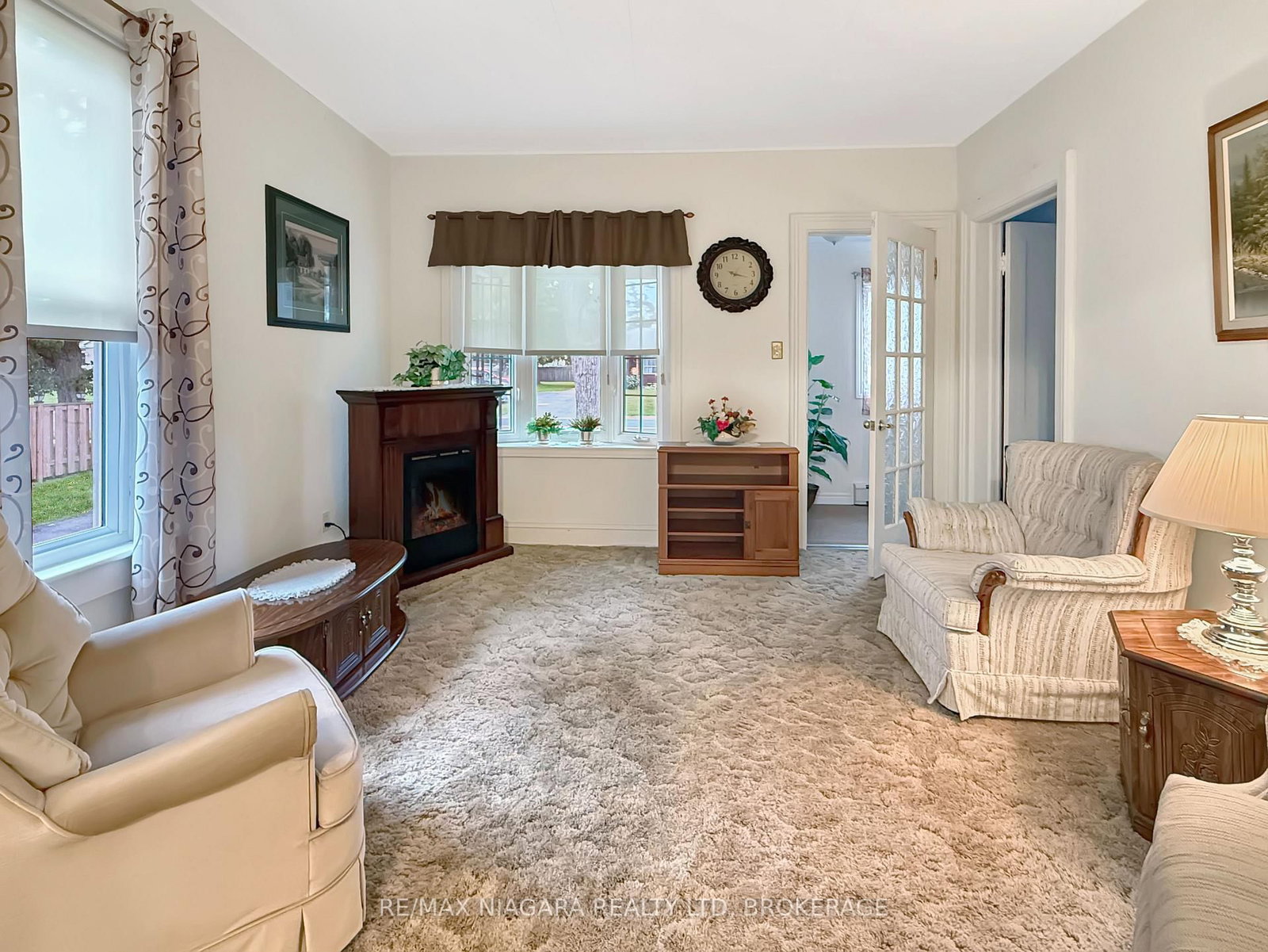 358 Phipps Street • Fort Erie, ON photo 3