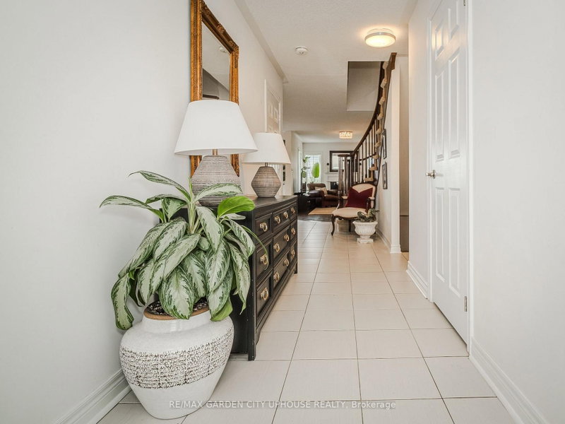 54 Keith Crescent