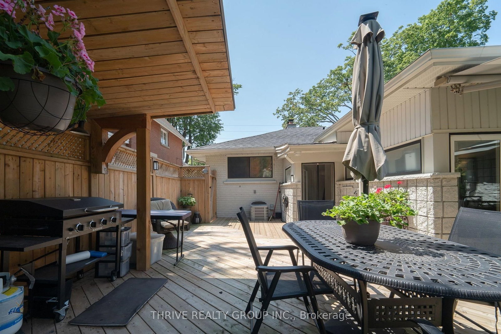 1036 William Street • London East, ON photo 35