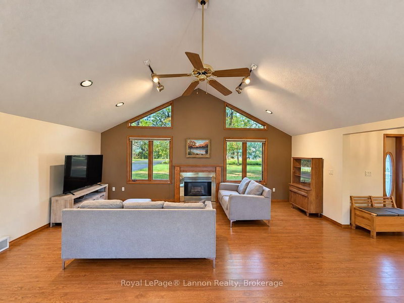 1795 Rosslyn Road