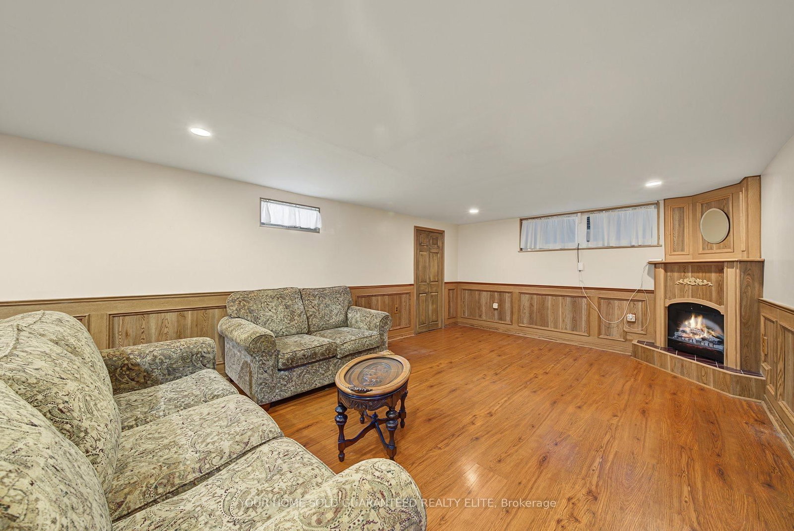 13 Lakeside Drive • Grimsby, ON photo 30