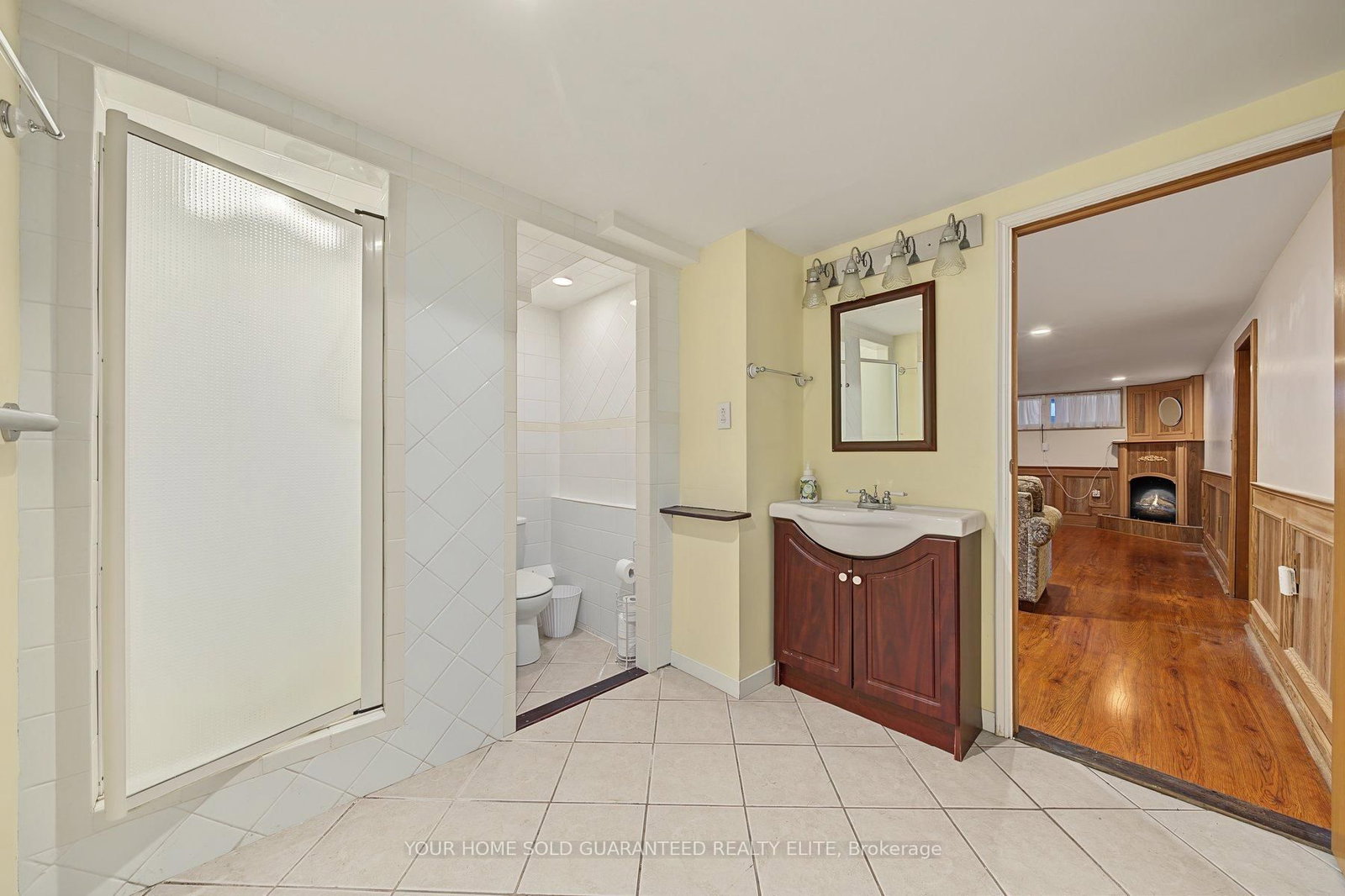 13 Lakeside Drive • Grimsby, ON photo 32