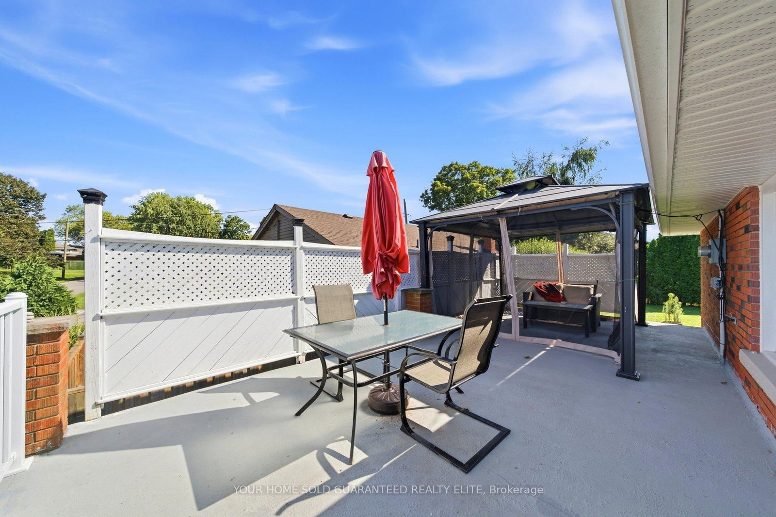 13 Lakeside Drive • Grimsby, ON photo 9