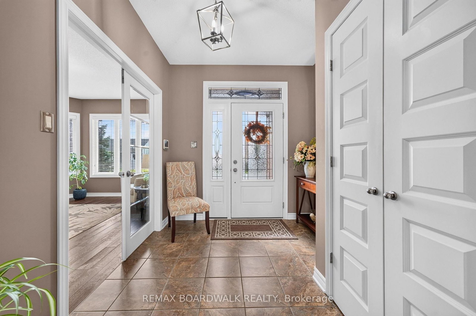 117 Johanna Street • Almonte, ON photo 4
