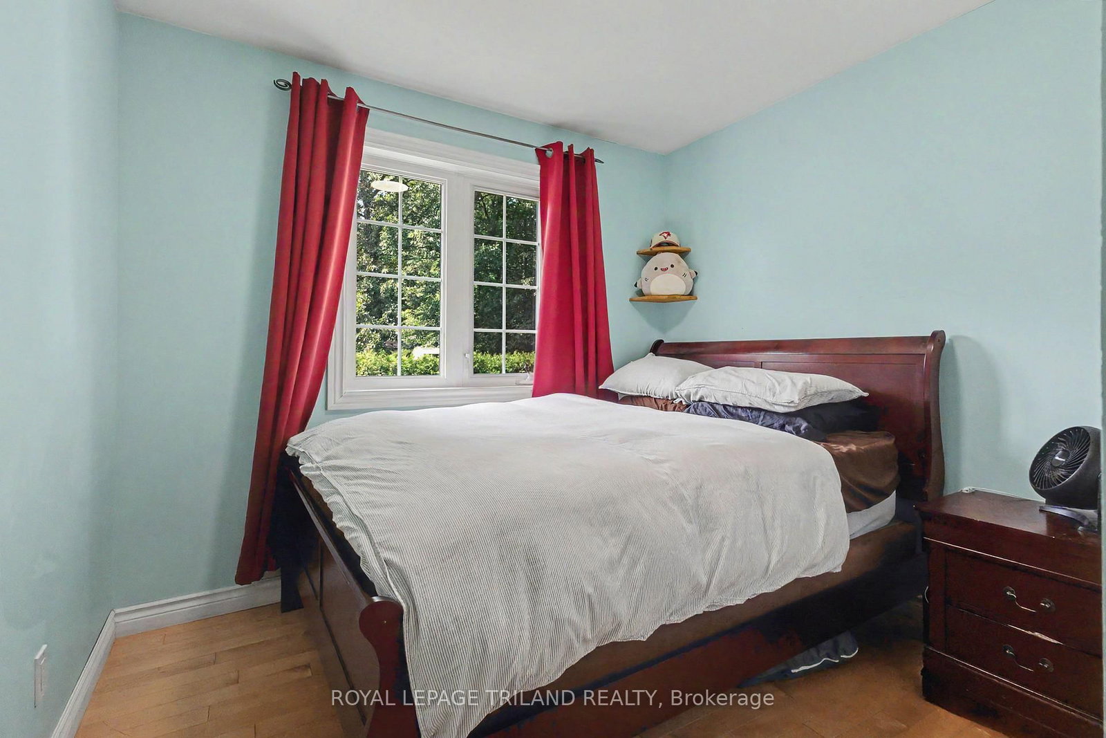 10234 Julie Avenue • Lambton Shores, ON photo 22