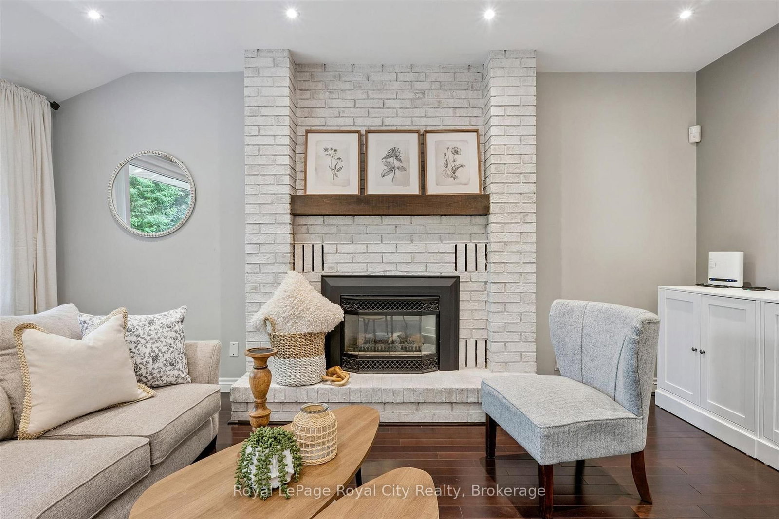 17 Sugarbush Place • Guelph, ON photo 12
