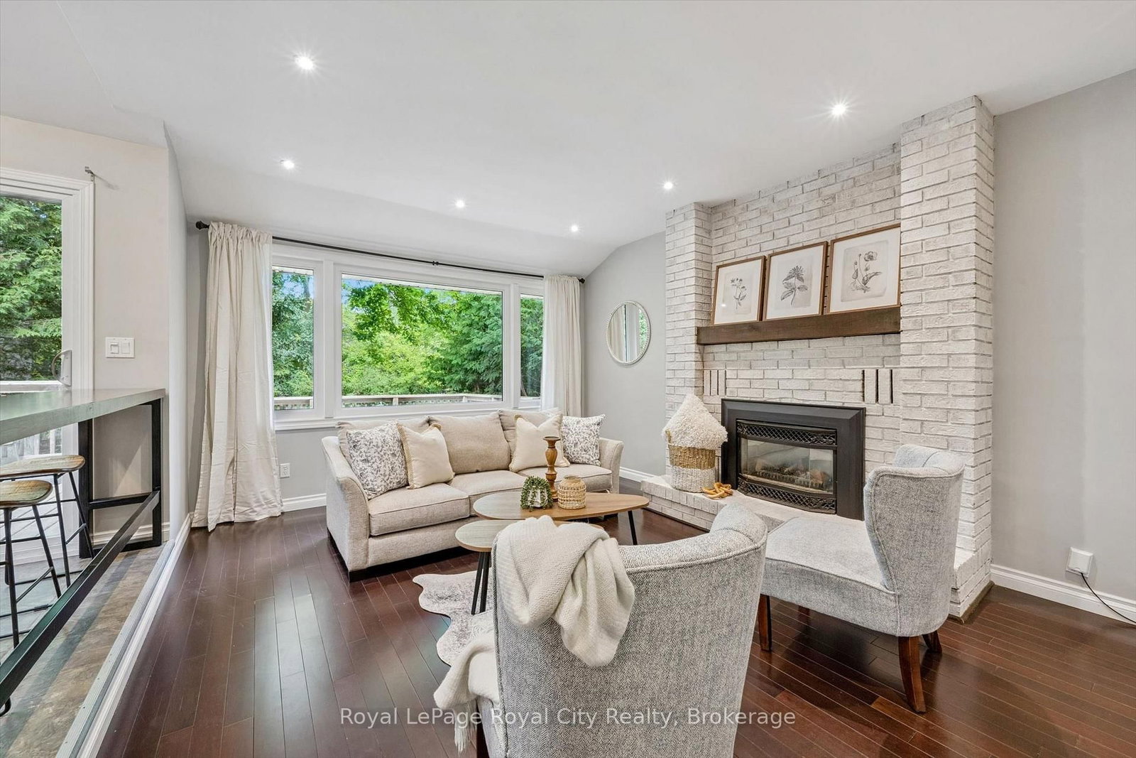 17 Sugarbush Place • Guelph, ON photo 13