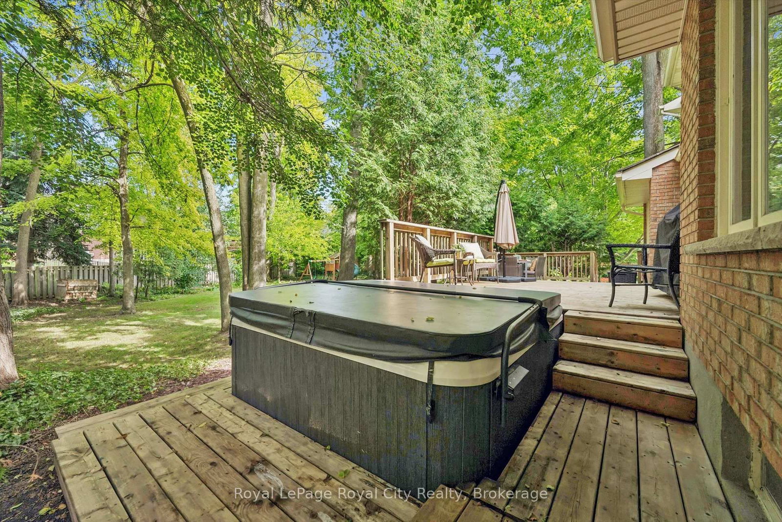 17 Sugarbush Place • Guelph, ON photo 33
