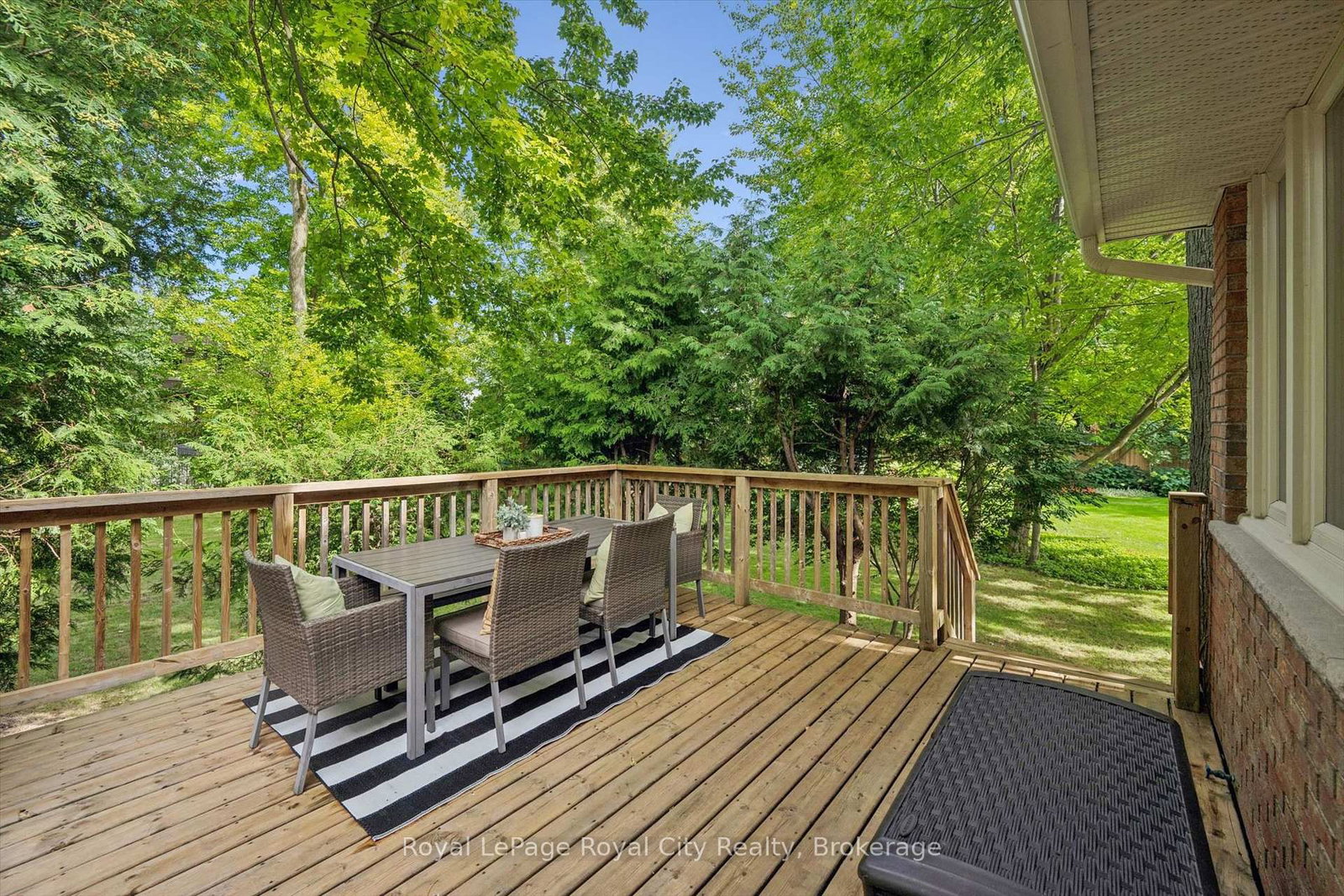 17 Sugarbush Place • Guelph, ON photo 36