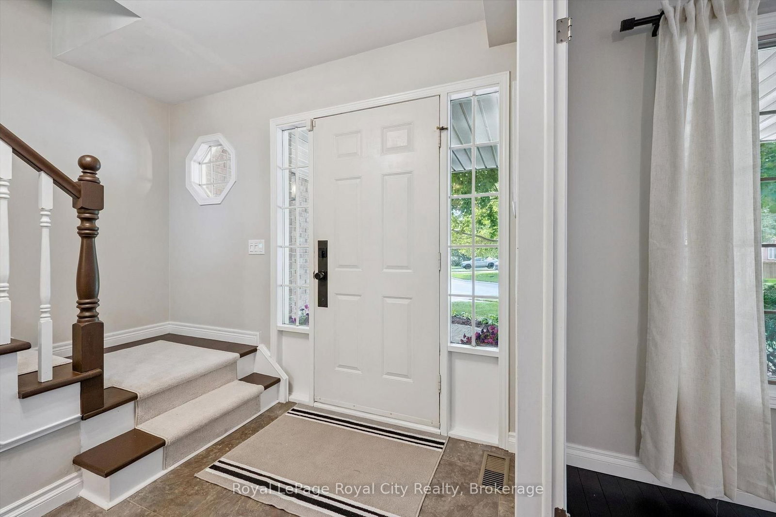 17 Sugarbush Place • Guelph, ON photo 4