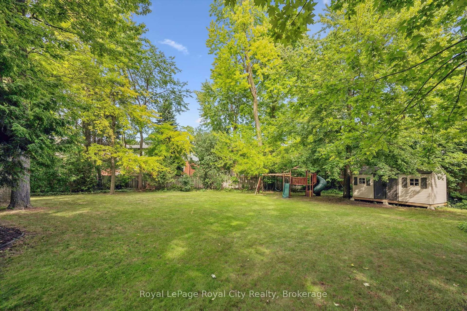 17 Sugarbush Place • Guelph, ON photo 40