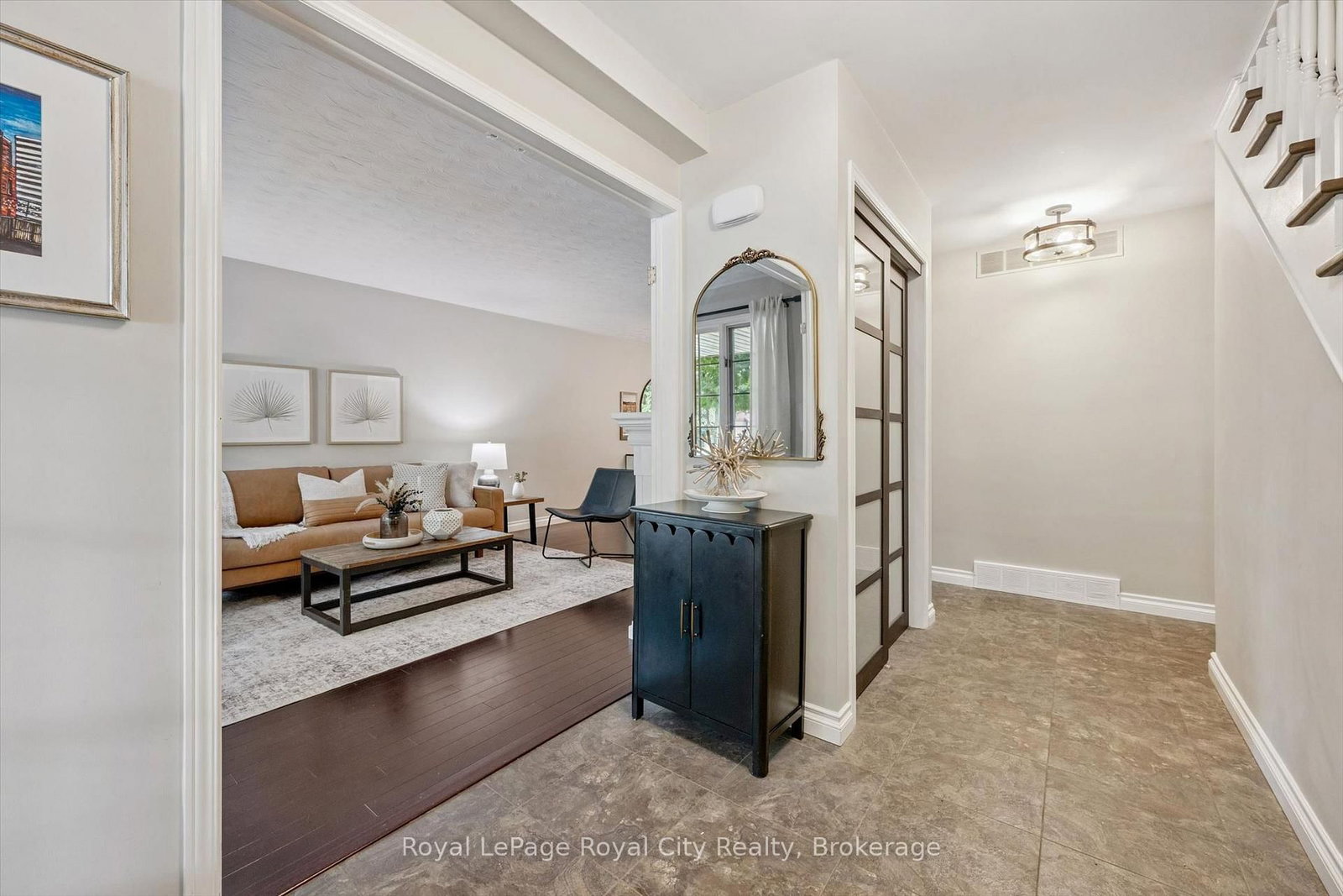 17 Sugarbush Place • Guelph, ON photo 5
