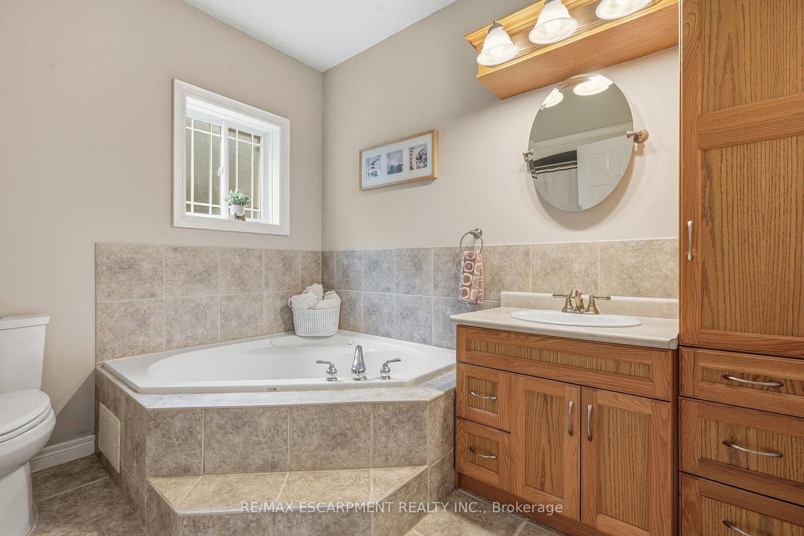 125 Langlaw Drive • Cambridge, ON photo 25