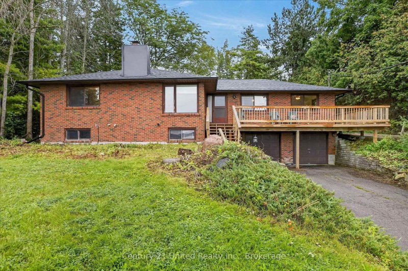 995 Nicholl's Boulevard