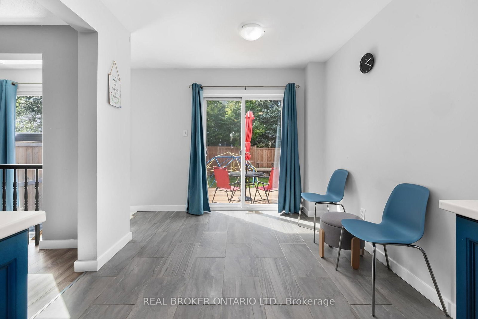 135 Daventry Crescent • Ottawa, ON photo 12