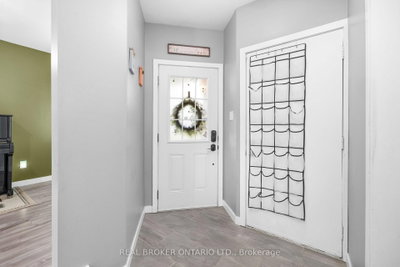 135 Daventry Crescent • Ottawa, ON photo 4