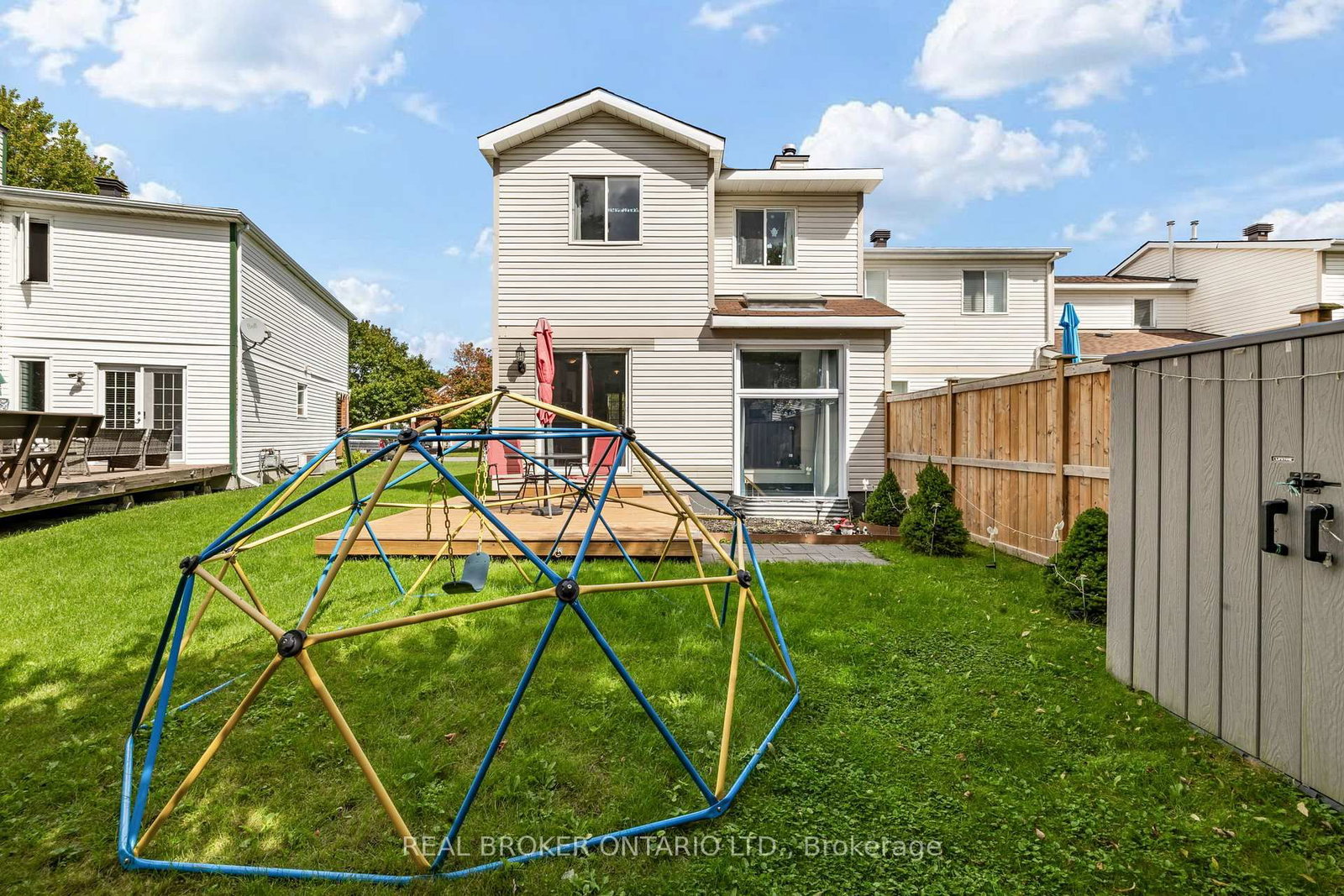 135 Daventry Crescent • Ottawa, ON photo 41