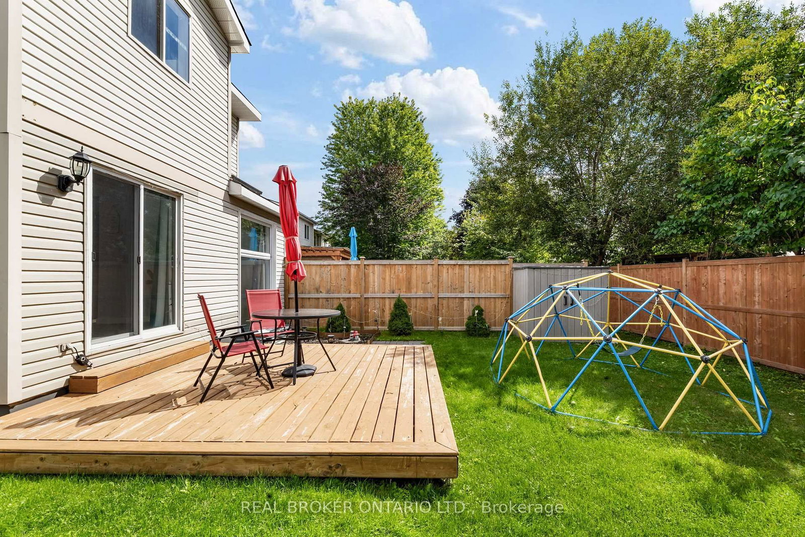 135 Daventry Crescent • Ottawa, ON photo 42
