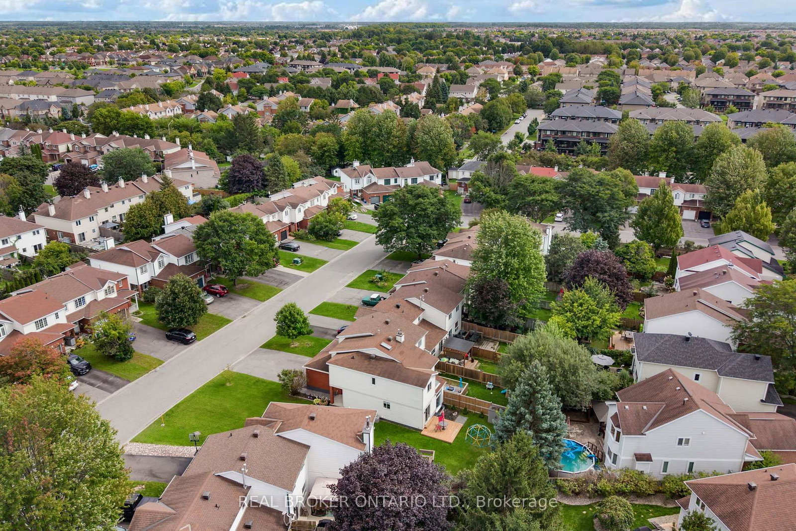 135 Daventry Crescent • Ottawa, ON photo 47