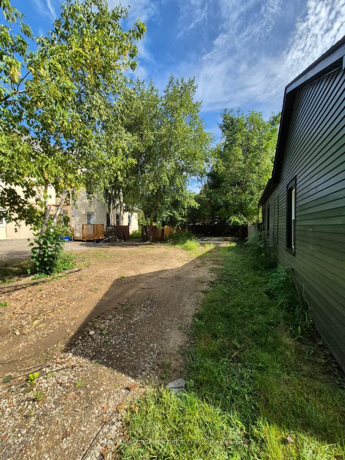 51 Pearl Street • Brantford, ON photo 6