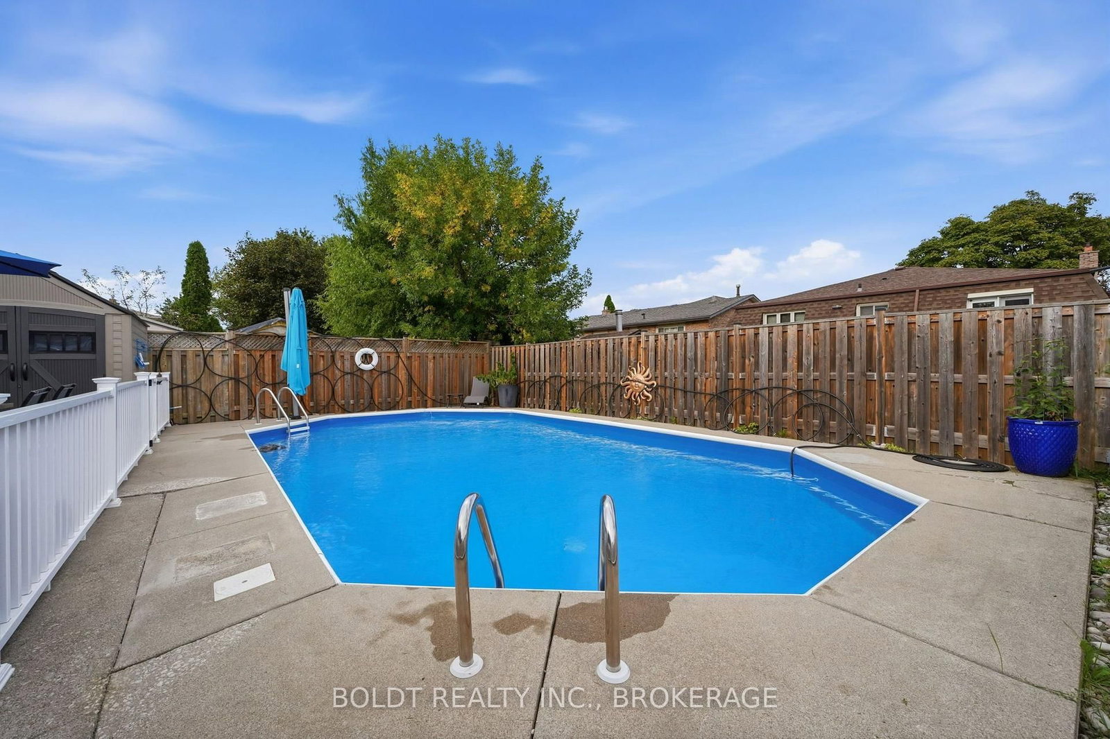 84 Allanbrook Street • Hamilton, ON photo 43