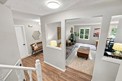 84 Allanbrook Street • Hamilton, ON photo 8