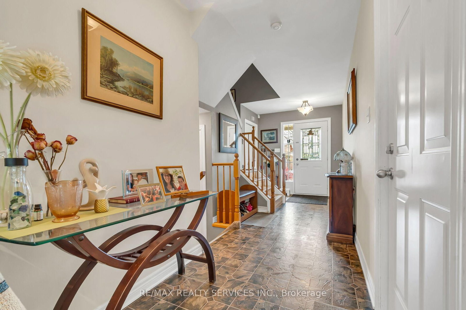 752 North Leaksdale Circle • London South, ON photo 8
