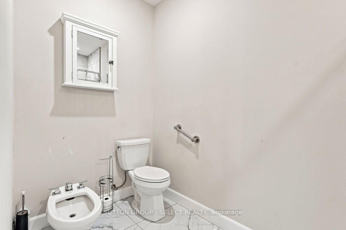 2671 Kettering Place • London South, ON photo 22