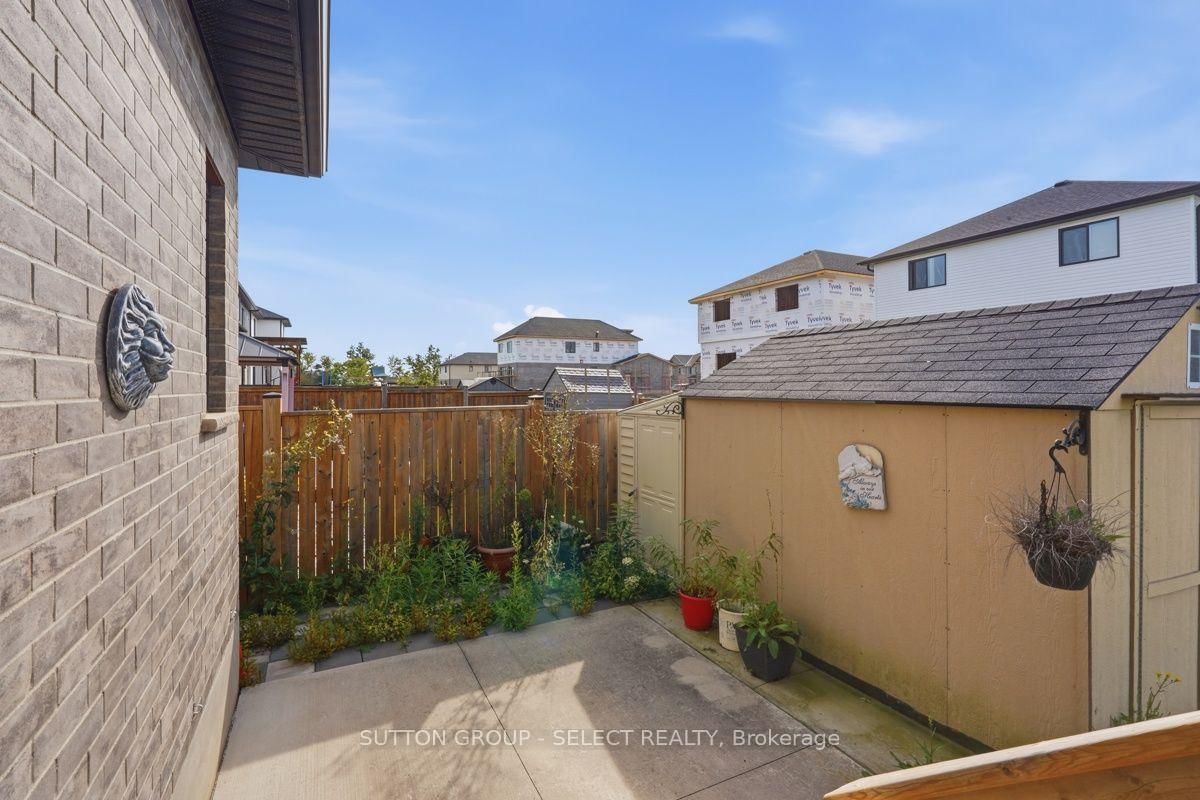 2671 Kettering Place • London South, ON photo 36