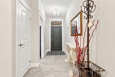 2671 Kettering Place • London South, ON photo 5