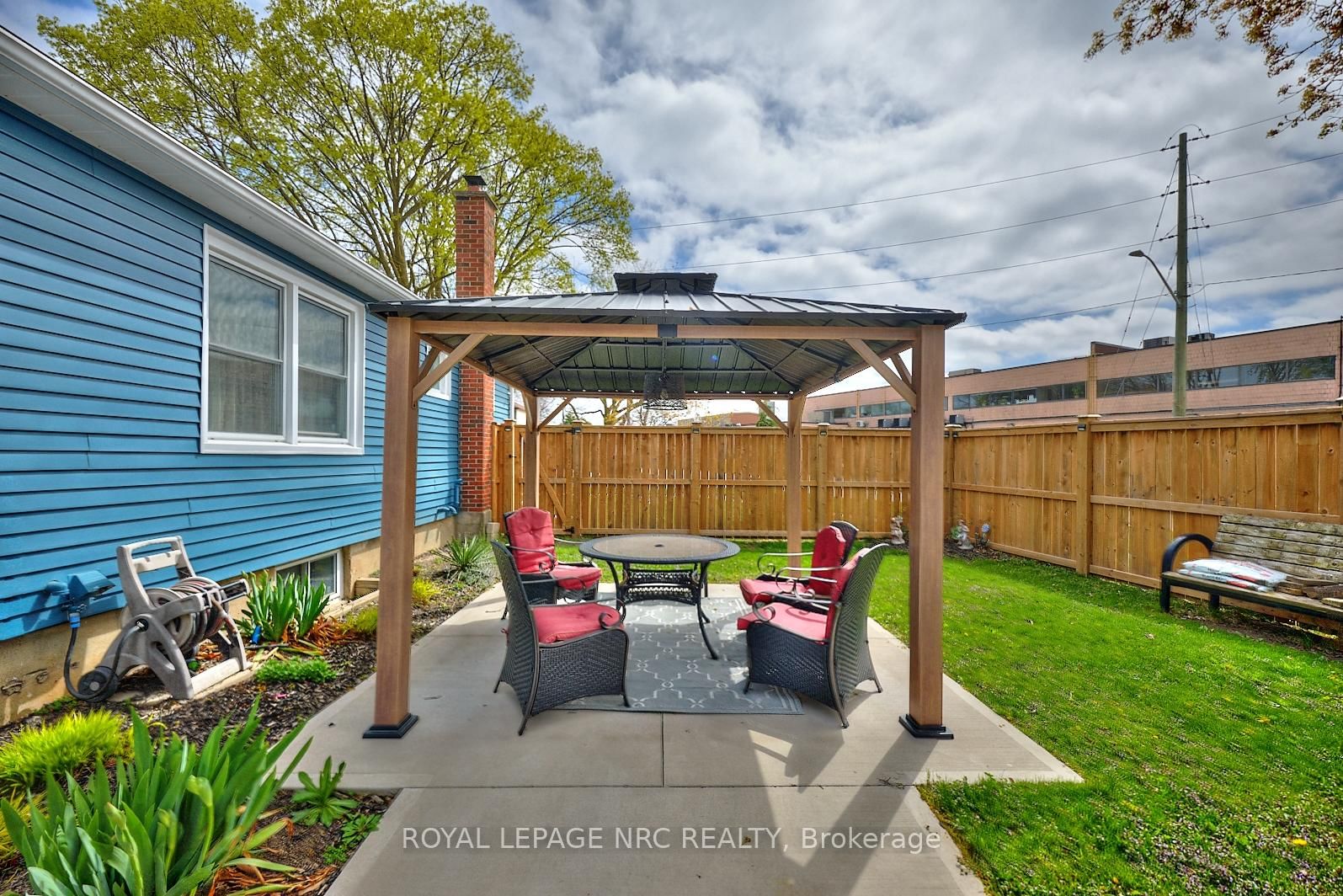 1 Thorndale Avenue • St. Catharines, ON photo 33