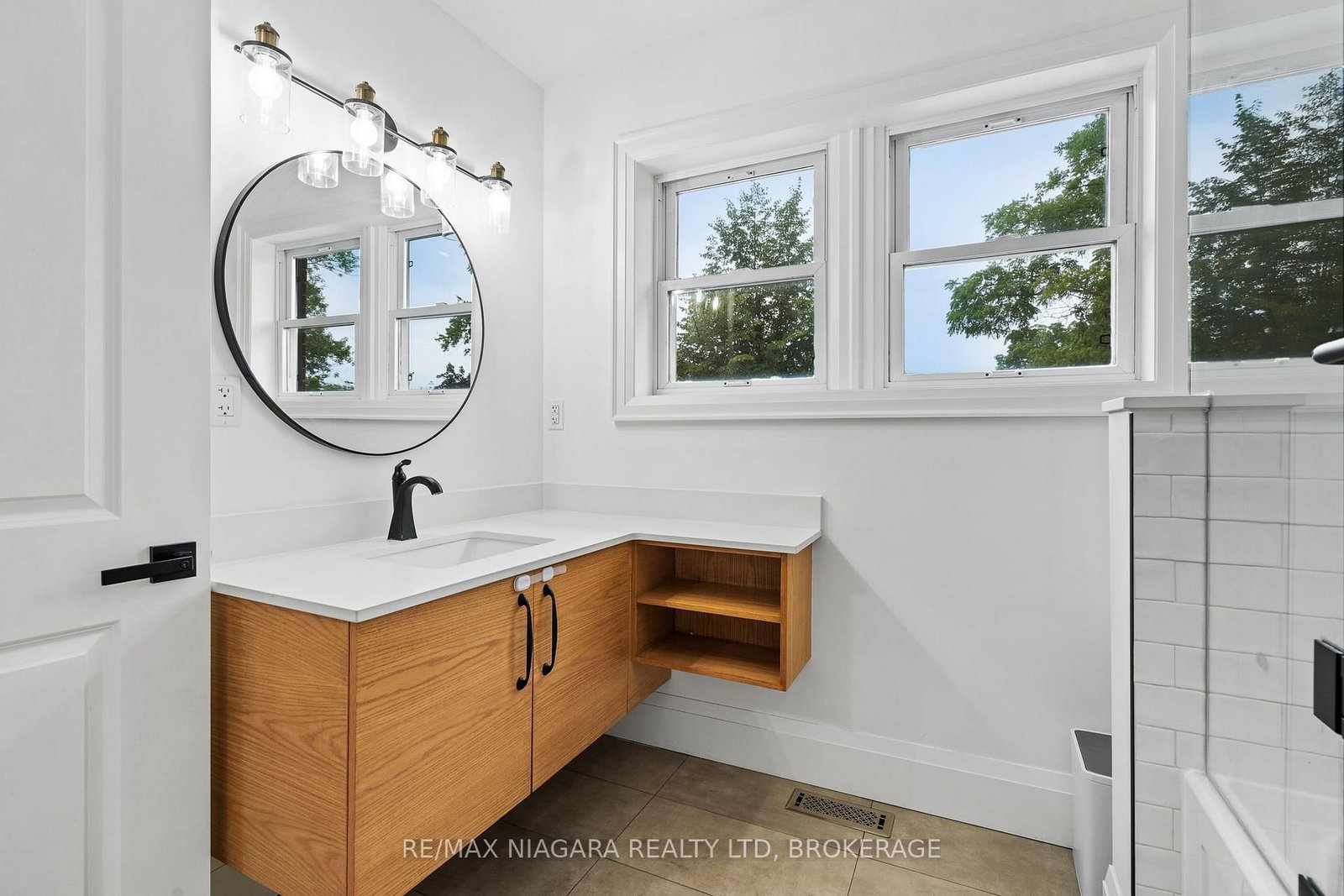 157 Aqueduct Street • Welland, ON photo 26