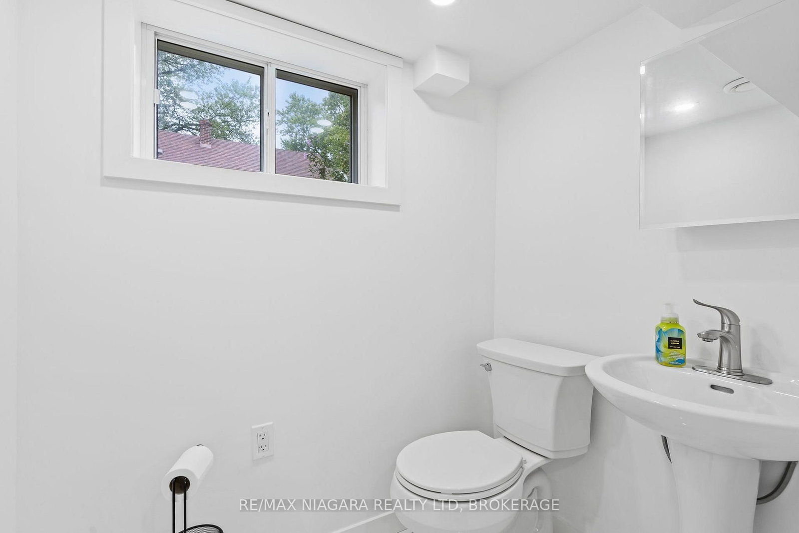 157 Aqueduct Street • Welland, ON photo 29