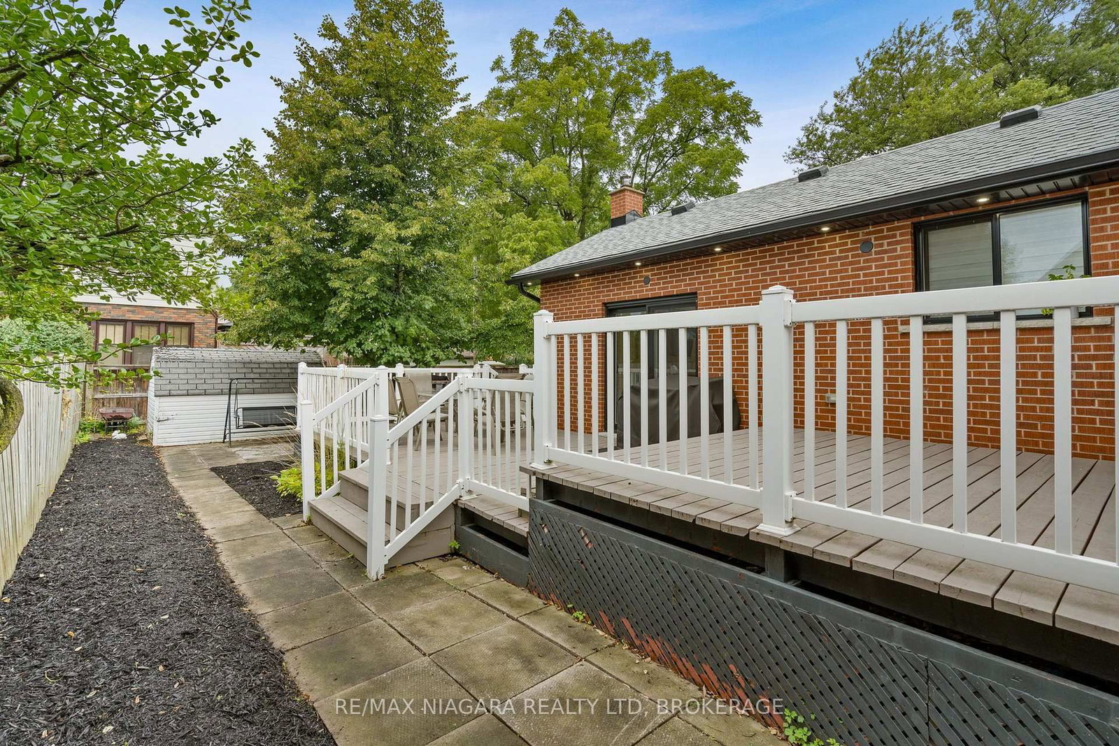 157 Aqueduct Street • Welland, ON photo 31