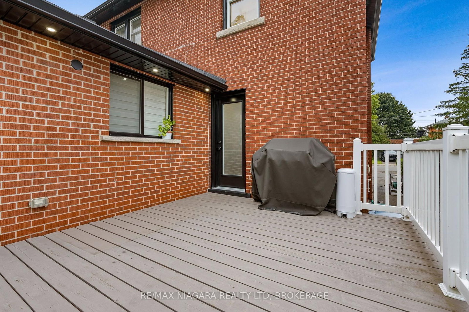 157 Aqueduct Street • Welland, ON photo 34