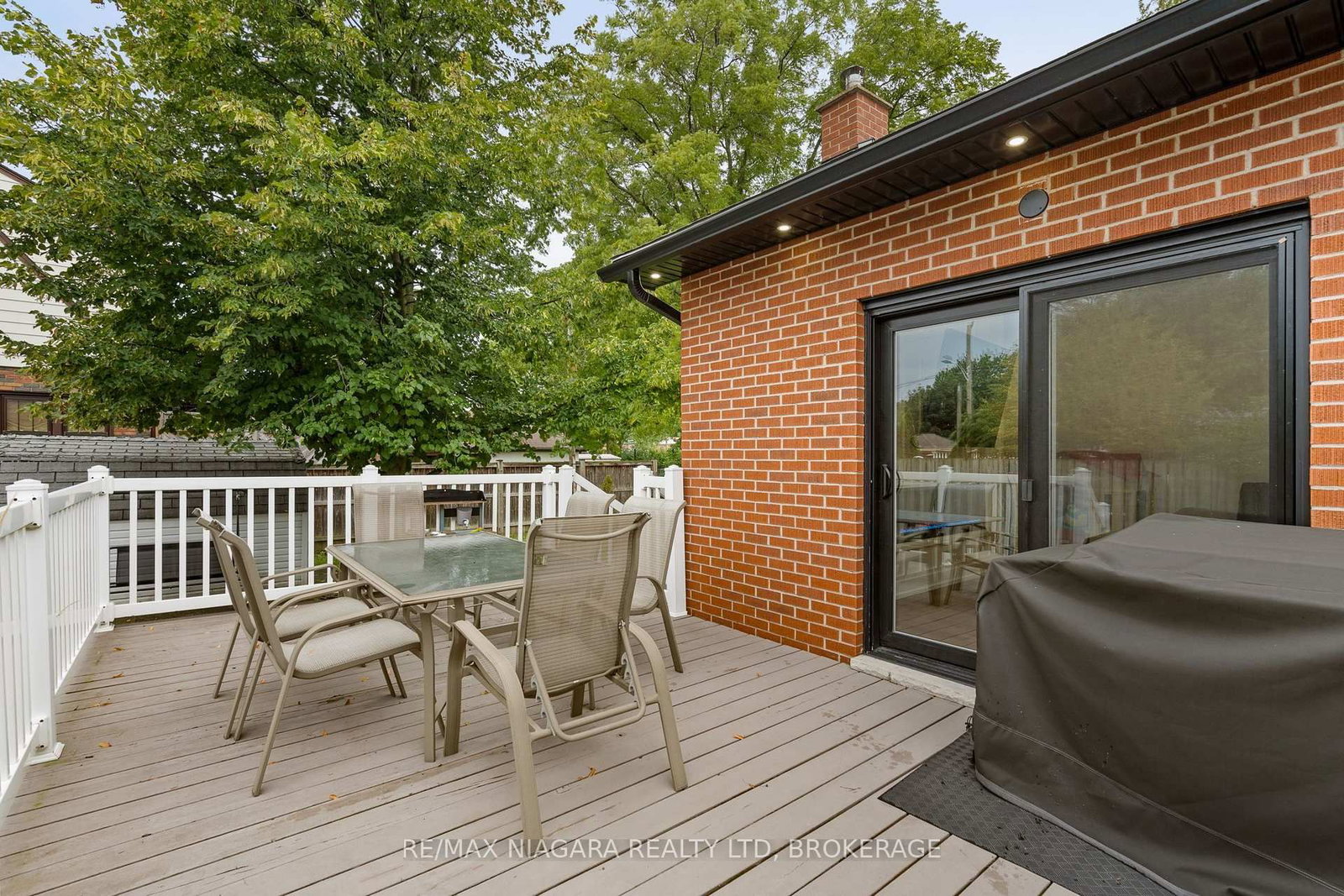 157 Aqueduct Street • Welland, ON photo 35