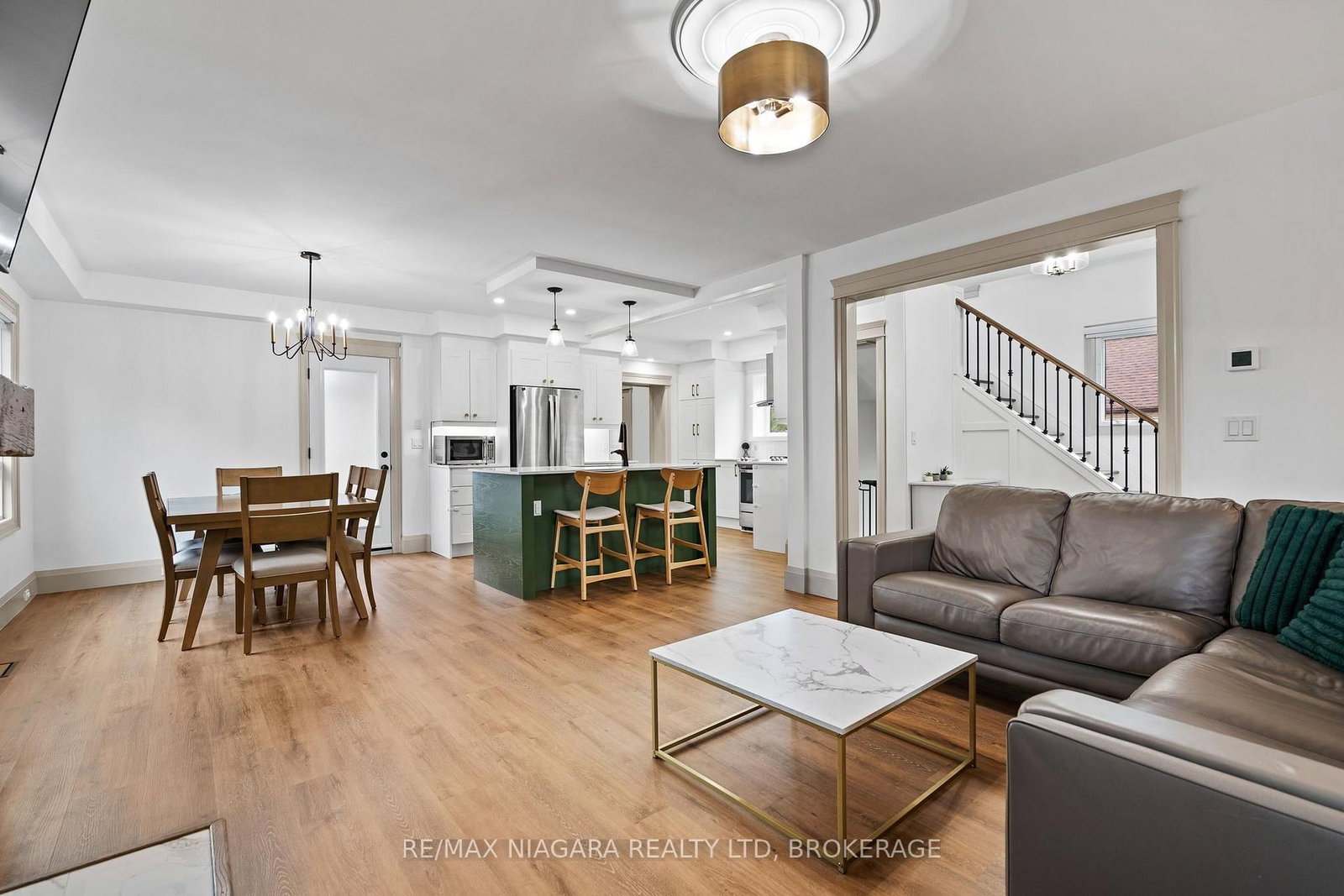 157 Aqueduct Street • Welland, ON photo 9